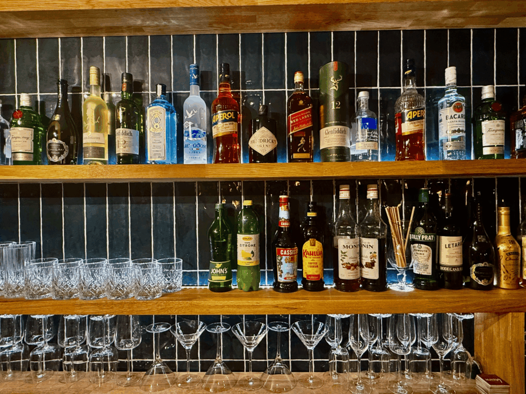 Detailaufnahme der Bar im The Brown